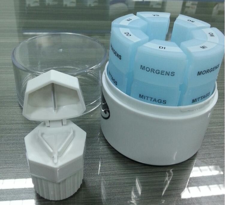 Portable Creative style foldable travel plastic cup with pill case, Random color creative travel cup with pill case for