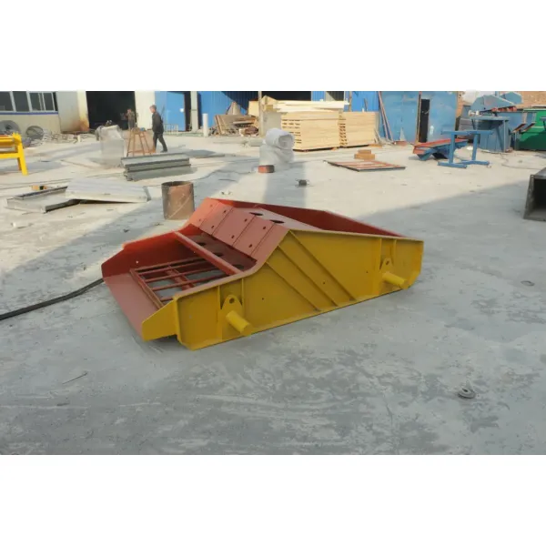 Small 3 Deck Quarry Rock Stone Vibrating Screen Used in Quarry Mining