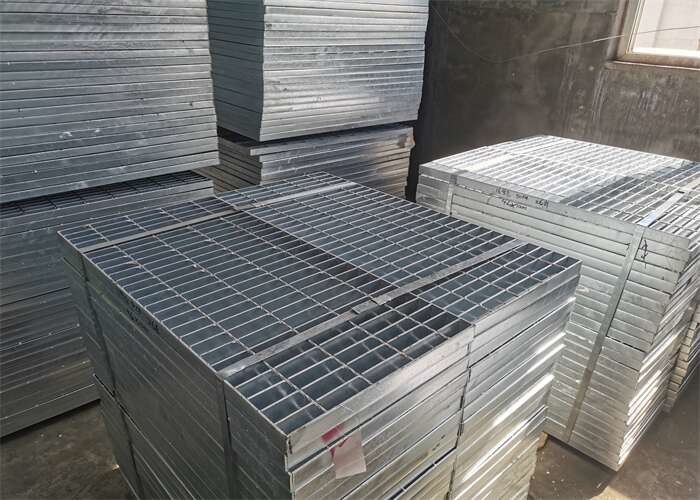 Rust Prevention Q235 Steel Driveway Grates Grating For Sewage Treatment Plant