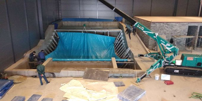 165kw Swimming Pool Water Slides / Water Park Project Flow Rider Surf Simulator With Standard Size