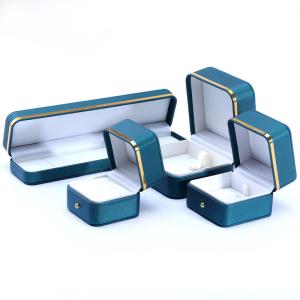 China 10*10*5.5cm Handmade Luxury Leather Jewelry Box for End Accessories Made in Hanhong wholesale