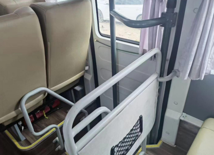 Rhd Lhd Used Yutong Passenger Commuter Bus Euro 3 55 Seats Transportation