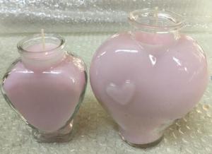 China 100% paraffin pink glass scented candle with heart shape packed into gift box wholesale