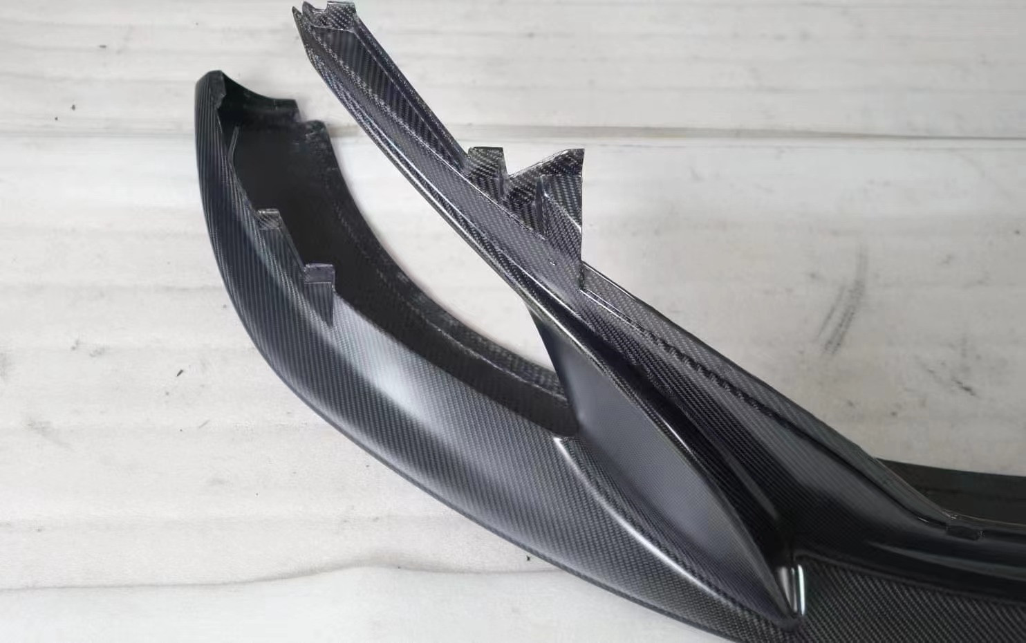 2014 - 2016 650s Body Kit OEM Carbon Fiber Front Lip Diffuser Body Kit For Replace