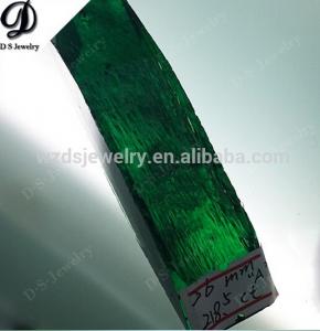 China Synthetic emeralds, synthetic green beryl (Be3Al2[Si6O13]) rough stones prices per carat on sale