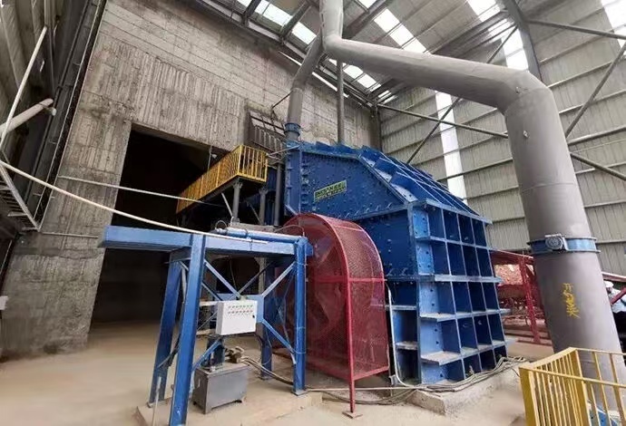 Robust Steel Frame Mining Crusher Equipment Hammer Type High Efficiency Customized