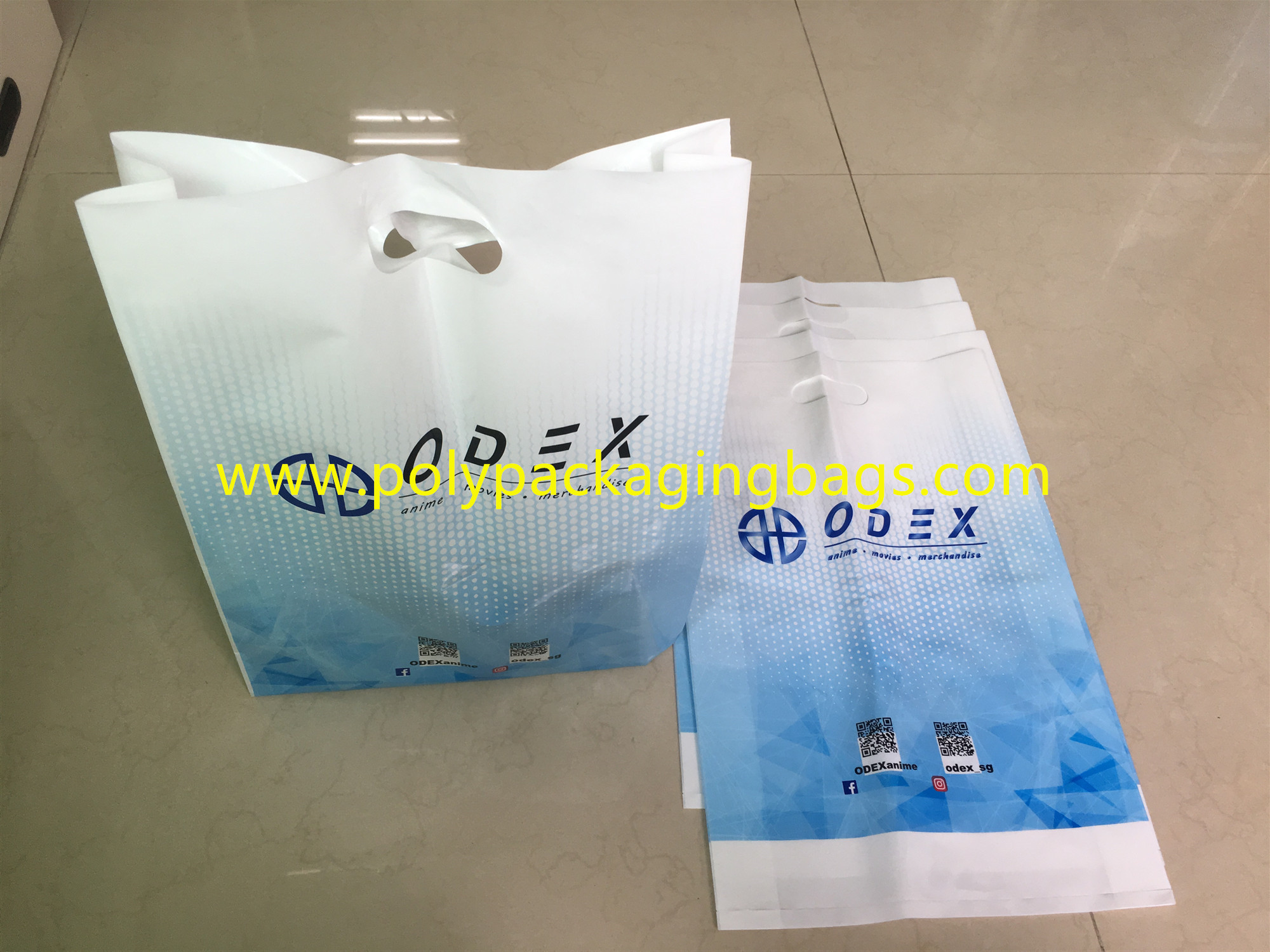 Biodegradable Die Cut Handle Bags , Custom Printed Shopping Bags