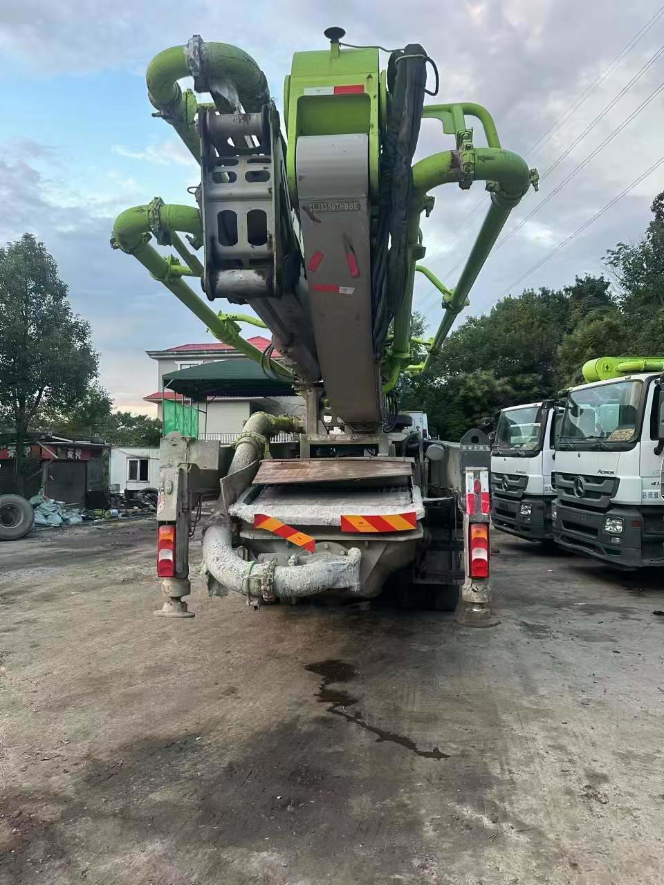 2020 Zoomlion 49m Truck Pump Concrete Pump for Sale on Mercedes-Benz Truck