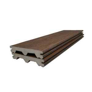 China Safe and Durable Fire-Resistant PVC Outdoor Decking Meets Code Standards for Outdoor wholesale