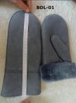 New Fashion Wholesale Hand Sewing Spanish Merino Shearling Sheep Skin Mitten