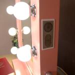 Framed Makeup Mirror With Lights Smart Dimming Pink Led Makeup Mirror