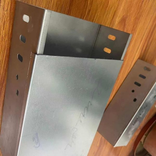 50mm Cable Tray Trough Hot Dipped Galvanized Fire Resistance