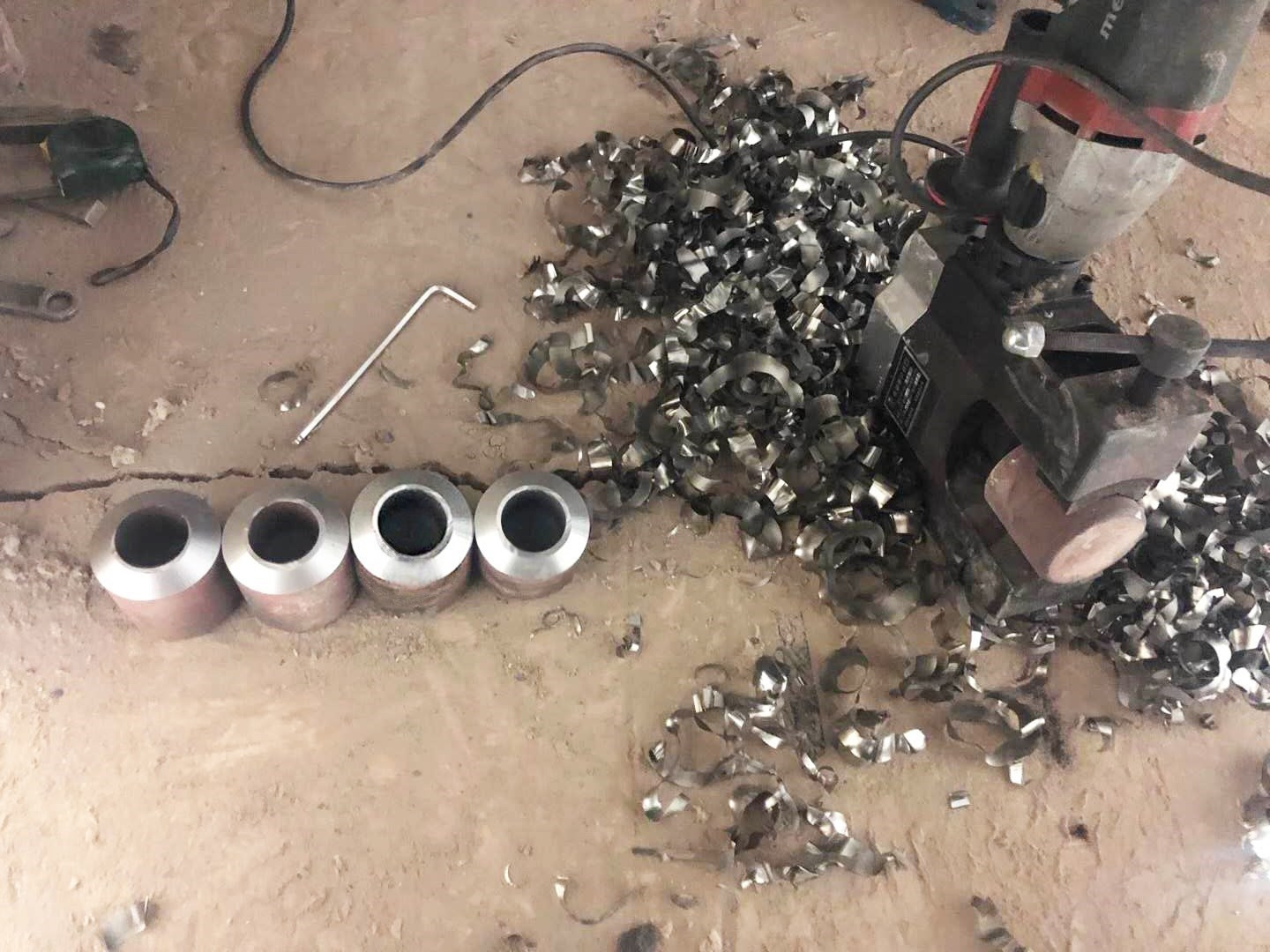 Outer Clamp Electric Pipe Beveling Machine Chamfering Automatic Feed