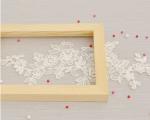 Cord Lace Applique Ivory Color Embroidery Flower for Wedding Dress