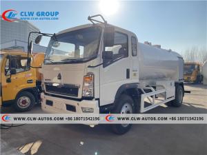 China Sinotruk HOWO 4tons Propane Bobtail Truck LPG Dispenser Truck wholesale