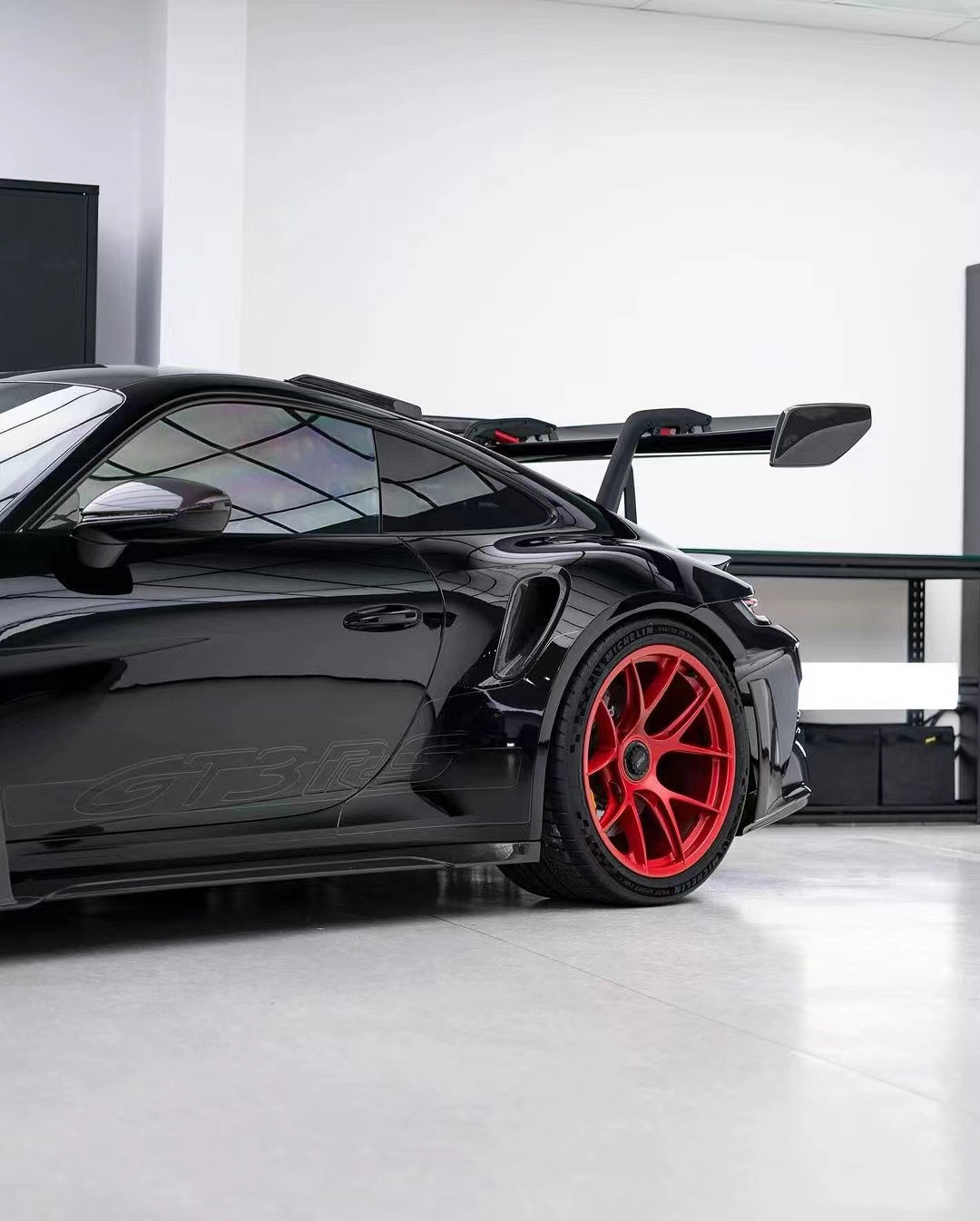 146cm 2020 Porsche 992 Body Kit Front Lip Diffuser Spoiler Hood Body Kit OEM