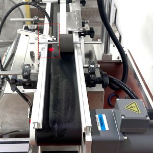 High Speed Adjustable Flat Labeling Machine Applicator 100BPH Customized