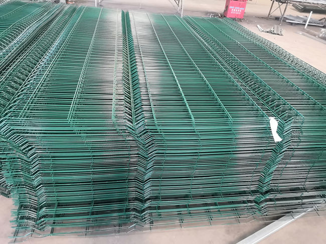 50x150mm Aperture 3x3 Welded Wire Panels Power Coated 3d Curved 6 Gauge