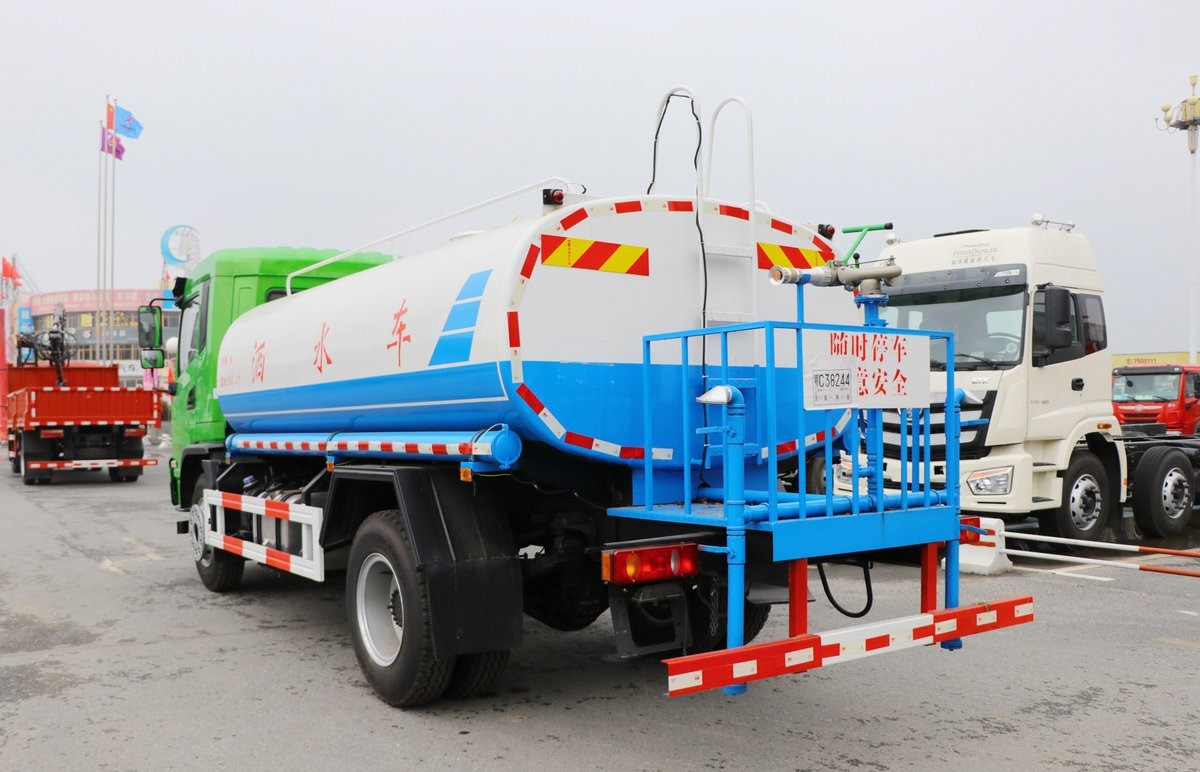 4X2 Chassis 7 Tons Water Tank Fire Truck 43000 Liters Water Tanker Truck