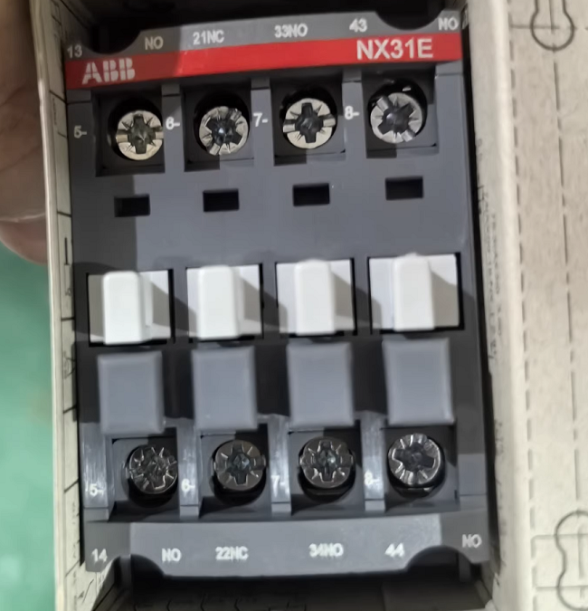 AX18-30-10-85 ABB Ac contactor Compact and reliable DC control Optimized medium small sized loads