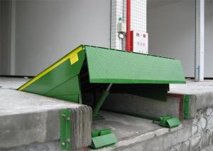 China Green Standard Type Hydraulic Dock Leveler , Loading Dock Levelers wholesale