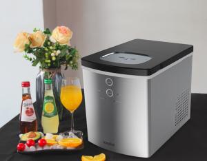 China Low Noise Mini Ice Cube Maker 2L Water Tank Black White Red Customized Color wholesale