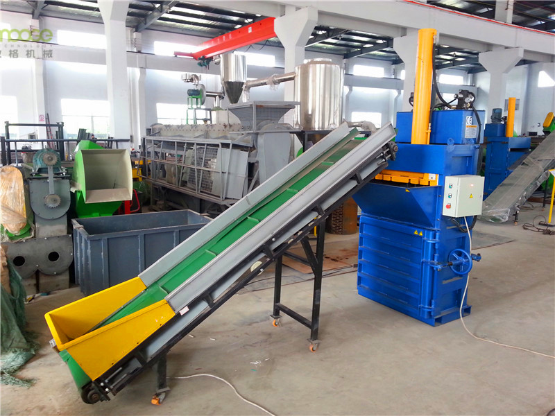 Hydraulic Vertical Cardboard Paper PET Bottle Baling Machine