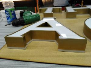 China Custom 3D LED Letter Signs Aluminum / Acrylic Material 50000 Hours Lifetime wholesale