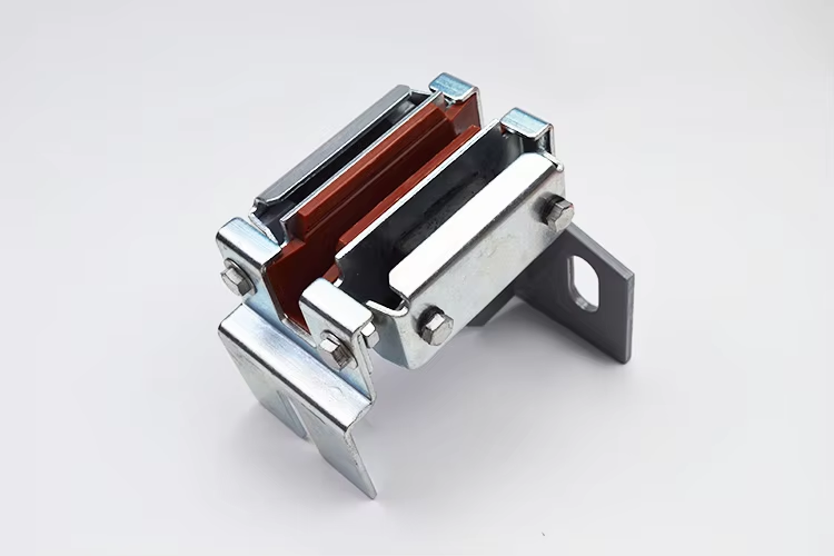 Sliding Guide Shoe Parts for Elevators Elevator main rail guide shoe two hole guide shoe Mitsubishi guide shoe elevator parts