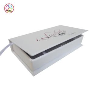 China Personalized White Fancy Paper Gift Box , High End Packaging Boxes wholesale