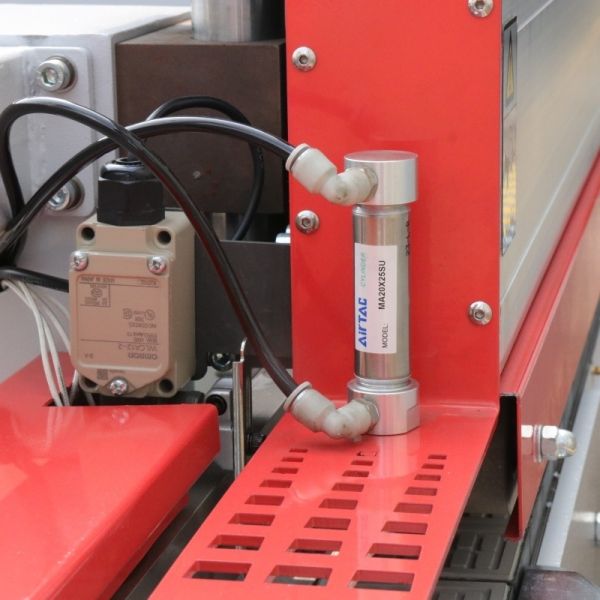 High Speed Full Automatic Edge Banding Machine Corner Rounding CNC Edge Banding Machine