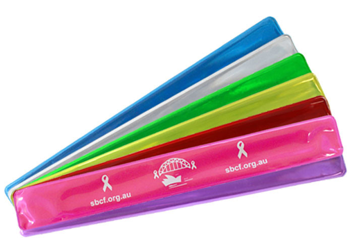 Festival PVC Reflective Slap Wristbands Custom Logo Printed Washable Type