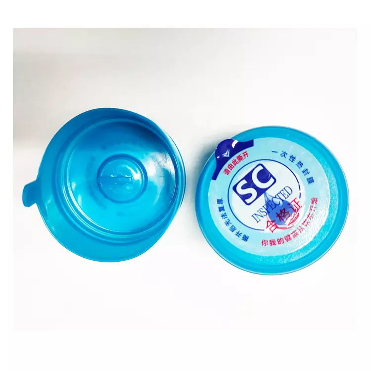 Blue Color PE Non Spill Caps 55mm Diameter Rubber Liner For 5 Gallon Water Bottle