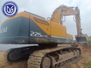 China R225LC-9T Used Hyundai Excavator 22.5 Ton Flexible Operation Excavator wholesale