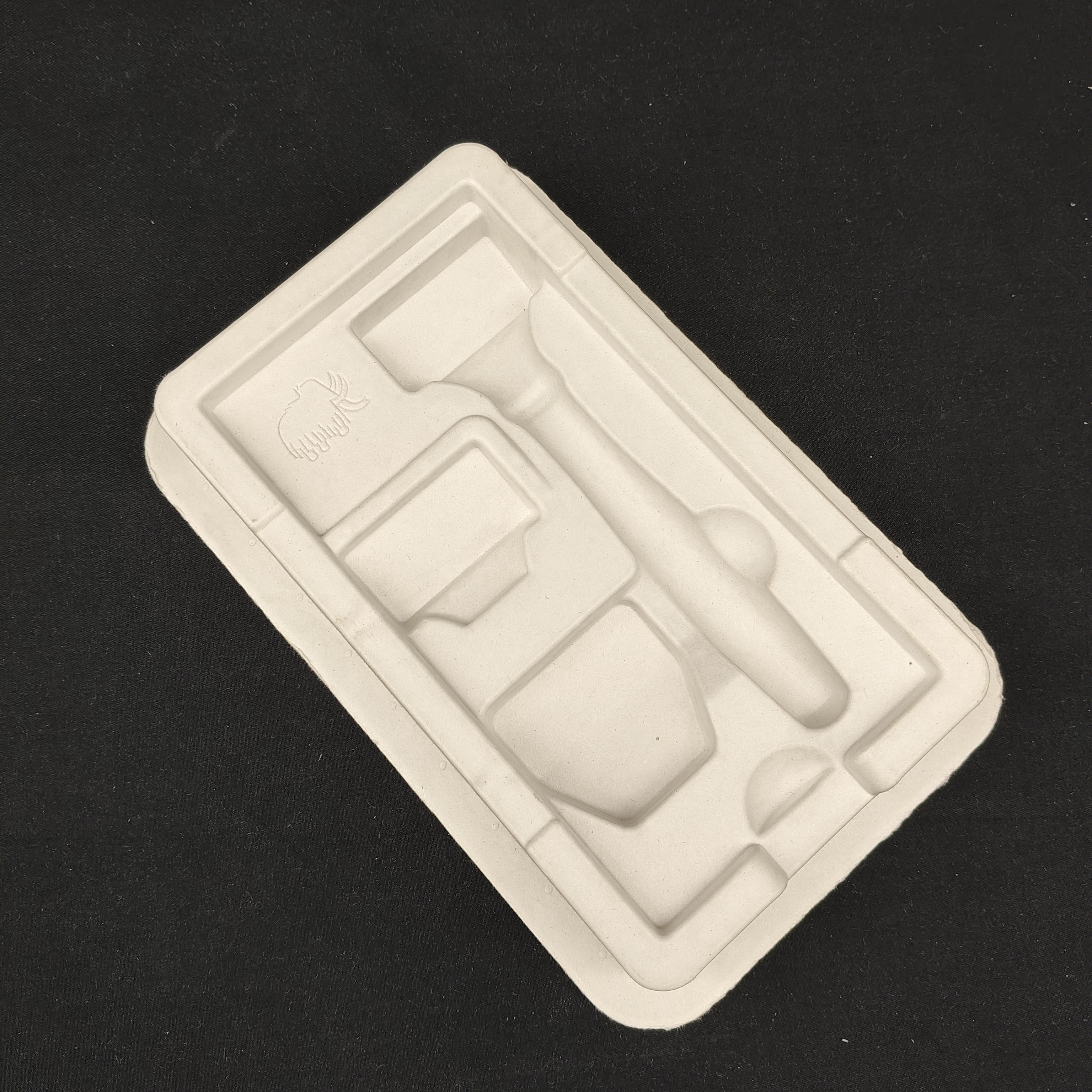 Directly supplied by the manufacturer. Environmentally friendly white plant fiber pulp molded embedded packaging base for manual razors, with