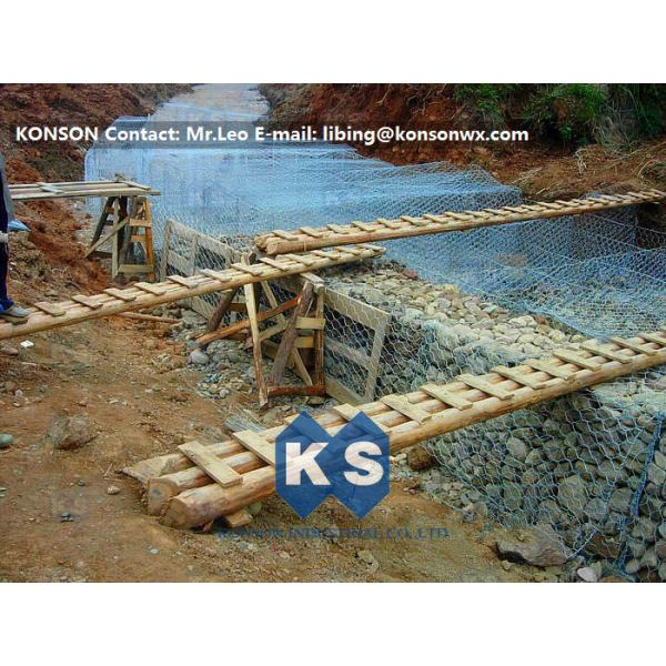 Galvanized Hexagonal Wire Mesh Gabion Basket Defending Rock For Seaport Project
