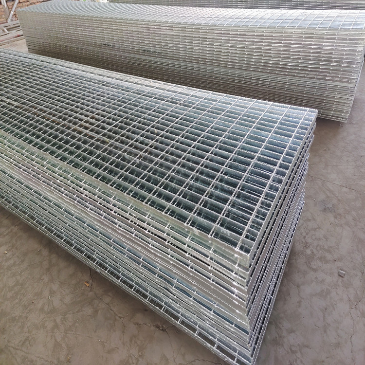 Galvanised Grid Standard Weight Heavy Duty Metal Grate Walkway Drainage Driveway