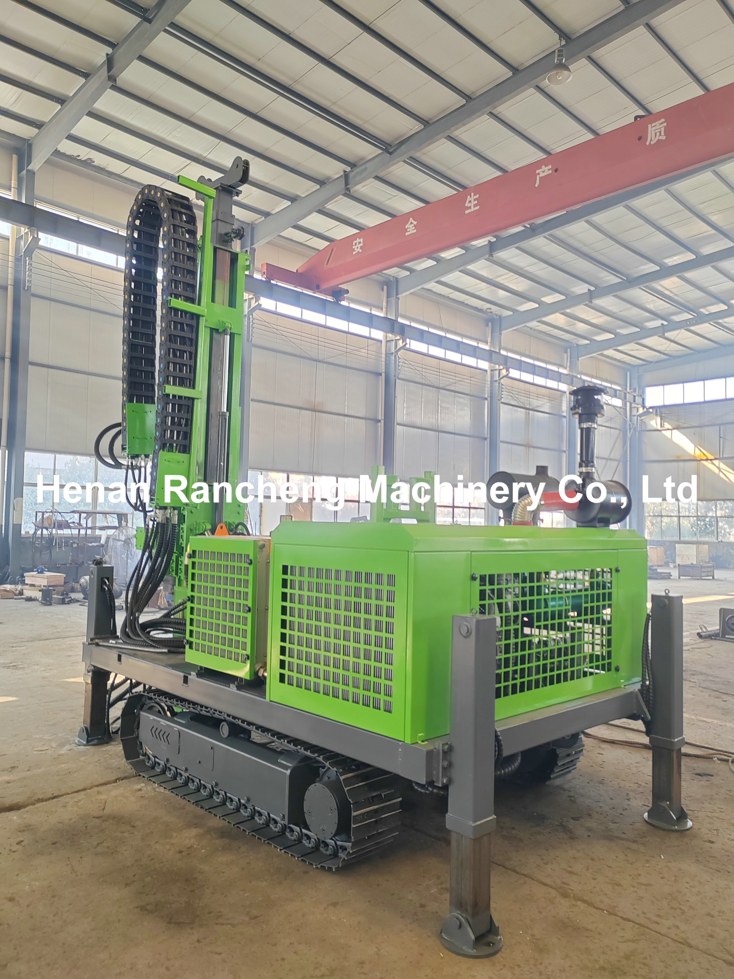 Full Hydraulic Core Drilling Rig 600-1200m Geological Soil Rock Sampling Machine