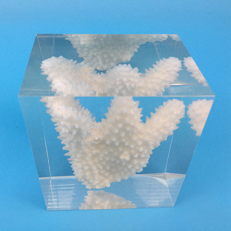 custom cube brick resin paper weight with inclusion embeddings