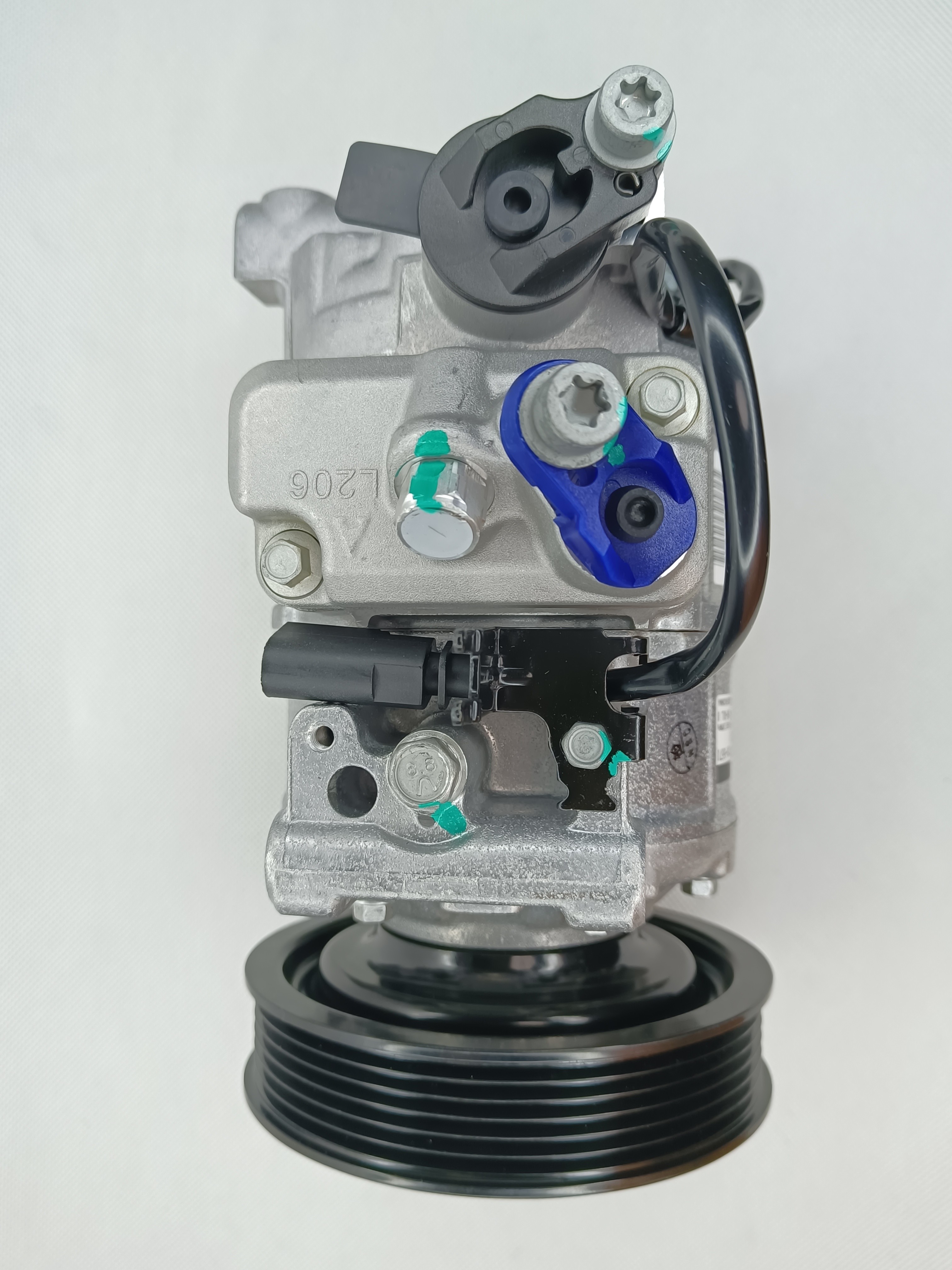 R134A Car AC Compressor Replacement For Audi C7 2.5 L4G0260805A 6SEU14C
