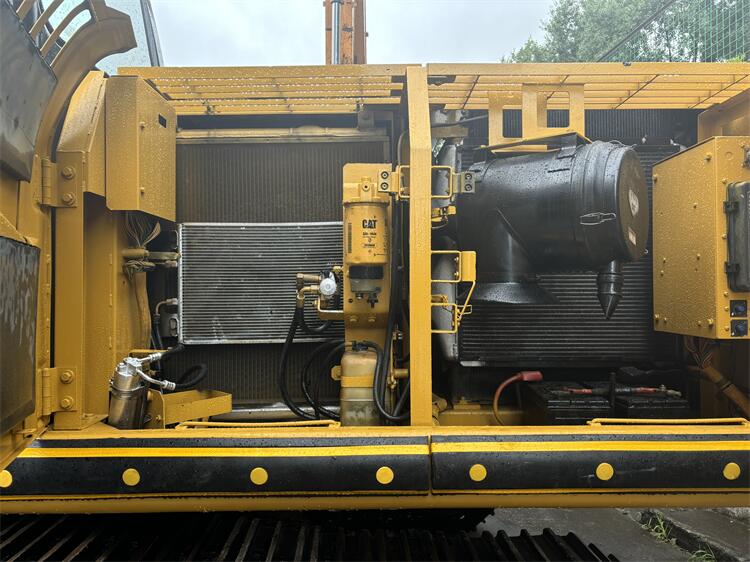 Japan original 33750KG 200KW Cat 330 Crawler Excavator for Construction Equipment