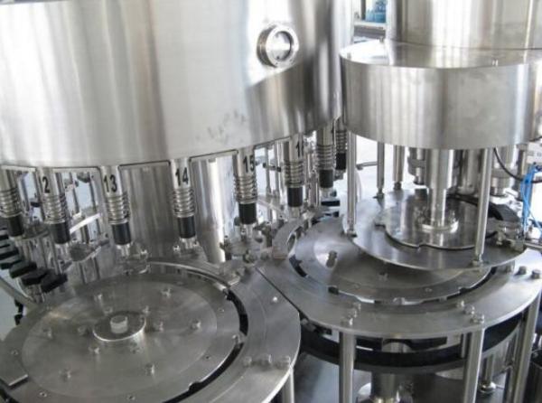 SUS304 PET Bottle Filling Machine 36000BPH Drinking Water Treatment Filling