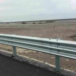 Q235 Q345 Galvanized W Beam Thrie Beam Traffic Barrier for Highway Construction