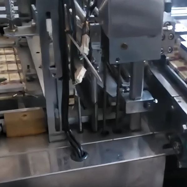 Semi Automatic 3D Packing Machine Square Box BOPP Wrapping Machine 4.5kw