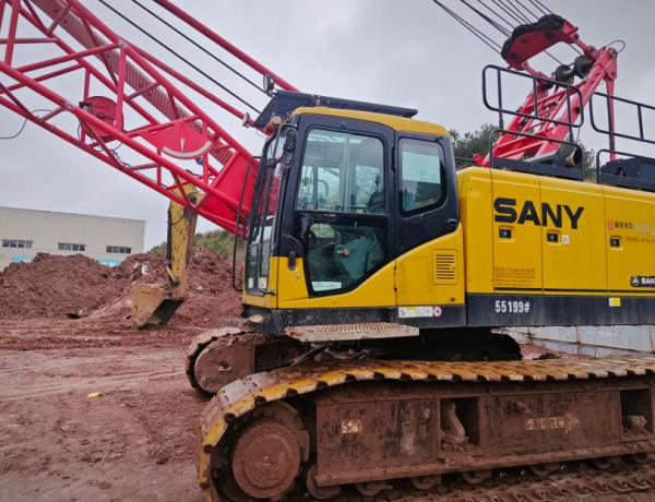 Extremely Efficient SCC550A 50 Ton Mobile Hydraulic Crawler Crane Heavy Lifting