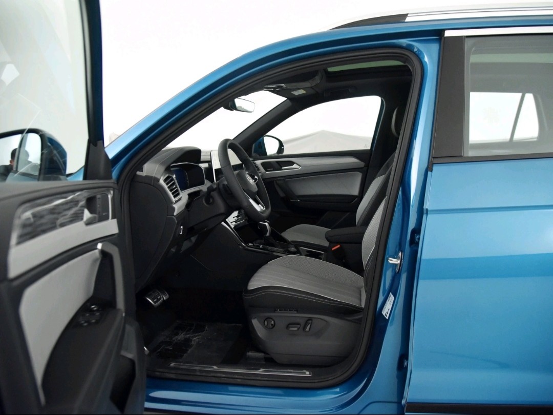 Volkswagen Tayron 2023 330TSI Plus 4WD R-Line Wisdom Edition Medium SUV Gasoline