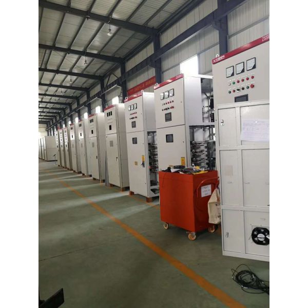 KYN61 High Voltage Switchgear 11kv Solid Insulated Ring Main Unit 40.5KW
