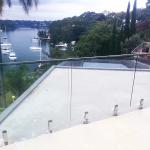 Top HandRail Indoor Frameless Glass Balustrade Staircase Guard Rail On Stairs