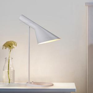 China Modern AJ Black Led Table Lamps Nordic AJ Desk Lamp Cafe Aisle Hall geometric table lamp(WH-MTB-44) wholesale