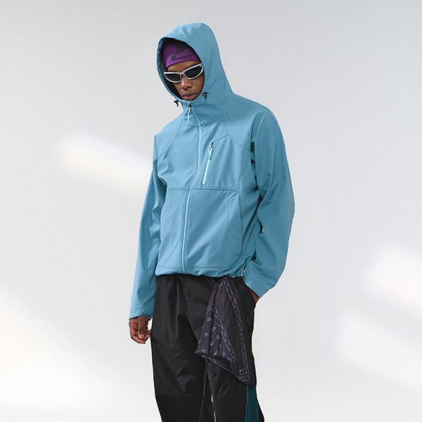 Men Hooded Soft Shell Hiking Jacket, Windproof Water Repellent Fleece Lined Outdoor Coat, OEM Custom Logo & Private Label